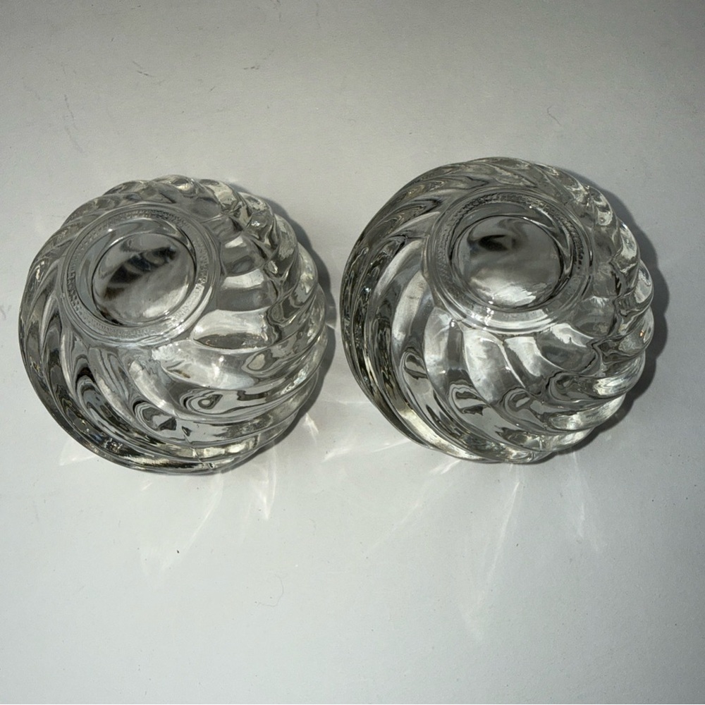 PartyLite Glass 2 Candle Holders Illusion Swirl Votive Tealight Holder Clear USA - Picture 8 of 11